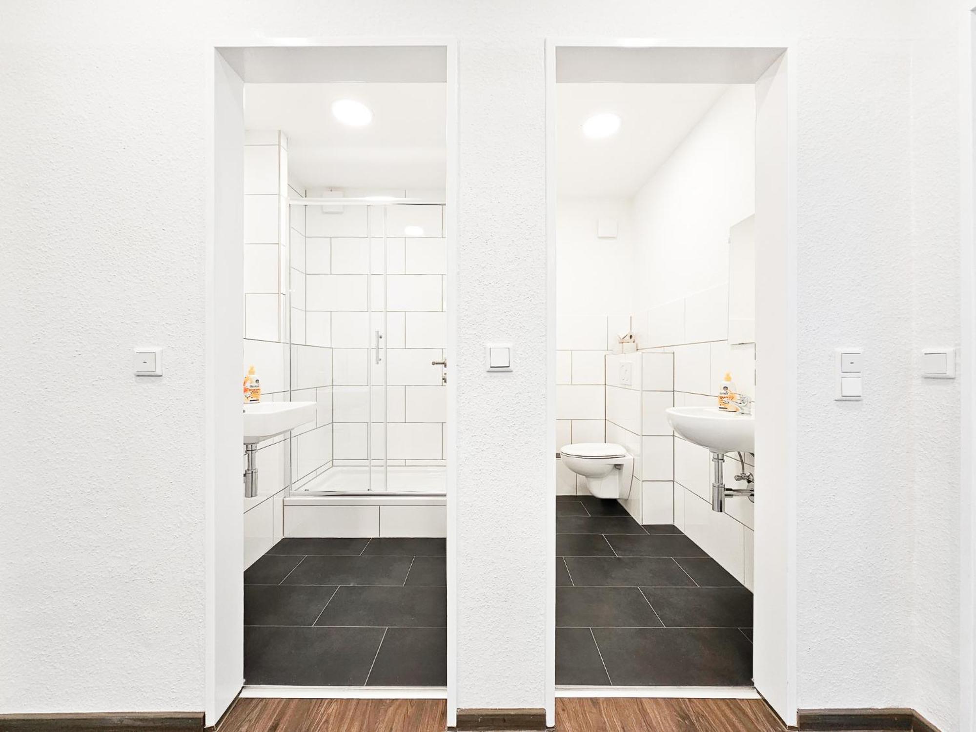 Raj Living - City Center Apartments With 5 Rooms - 10 Min Messe Dus Düsseldorf Exteriér fotografie