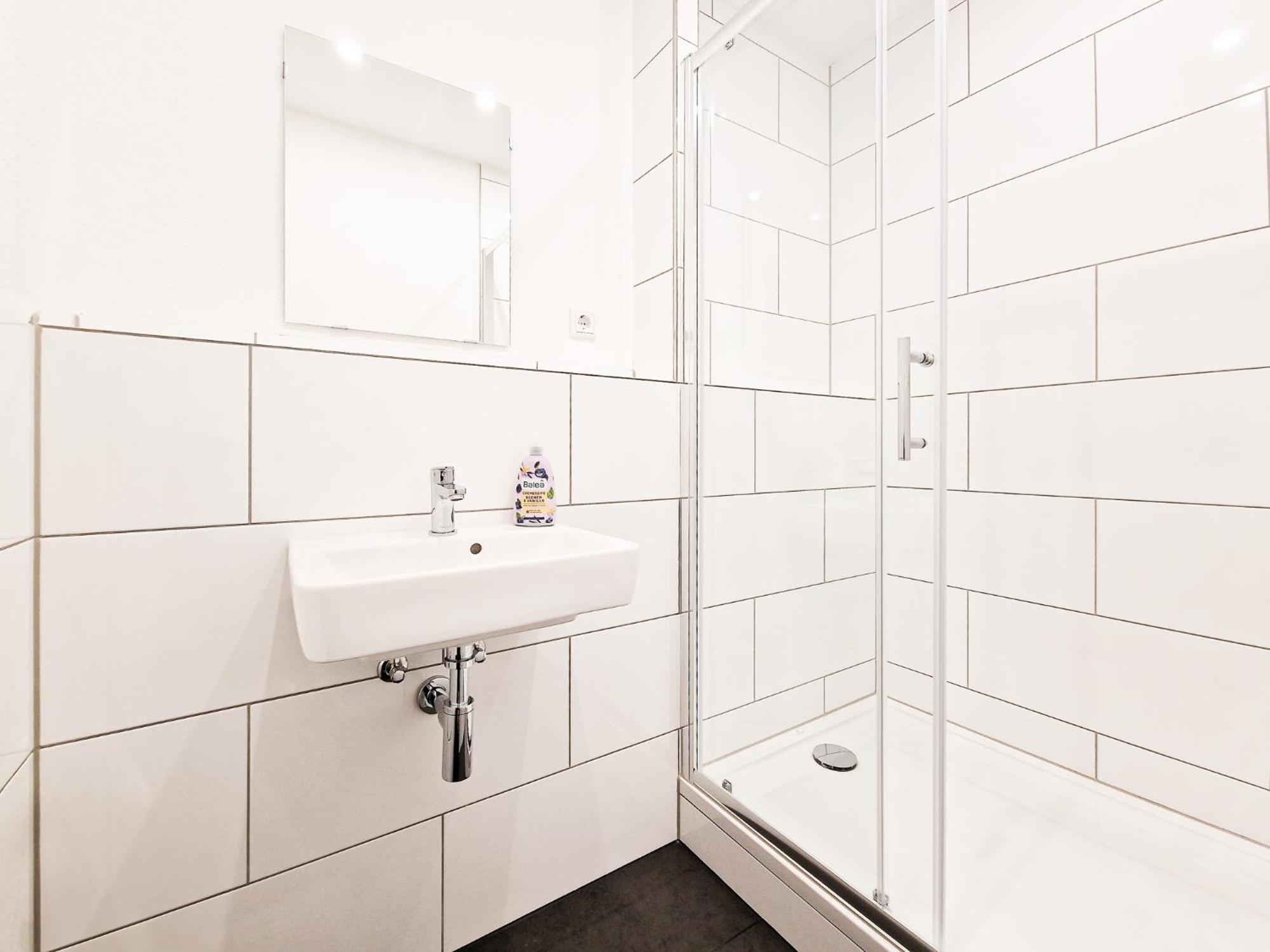 Raj Living - City Center Apartments With 5 Rooms - 10 Min Messe Dus Düsseldorf Exteriér fotografie