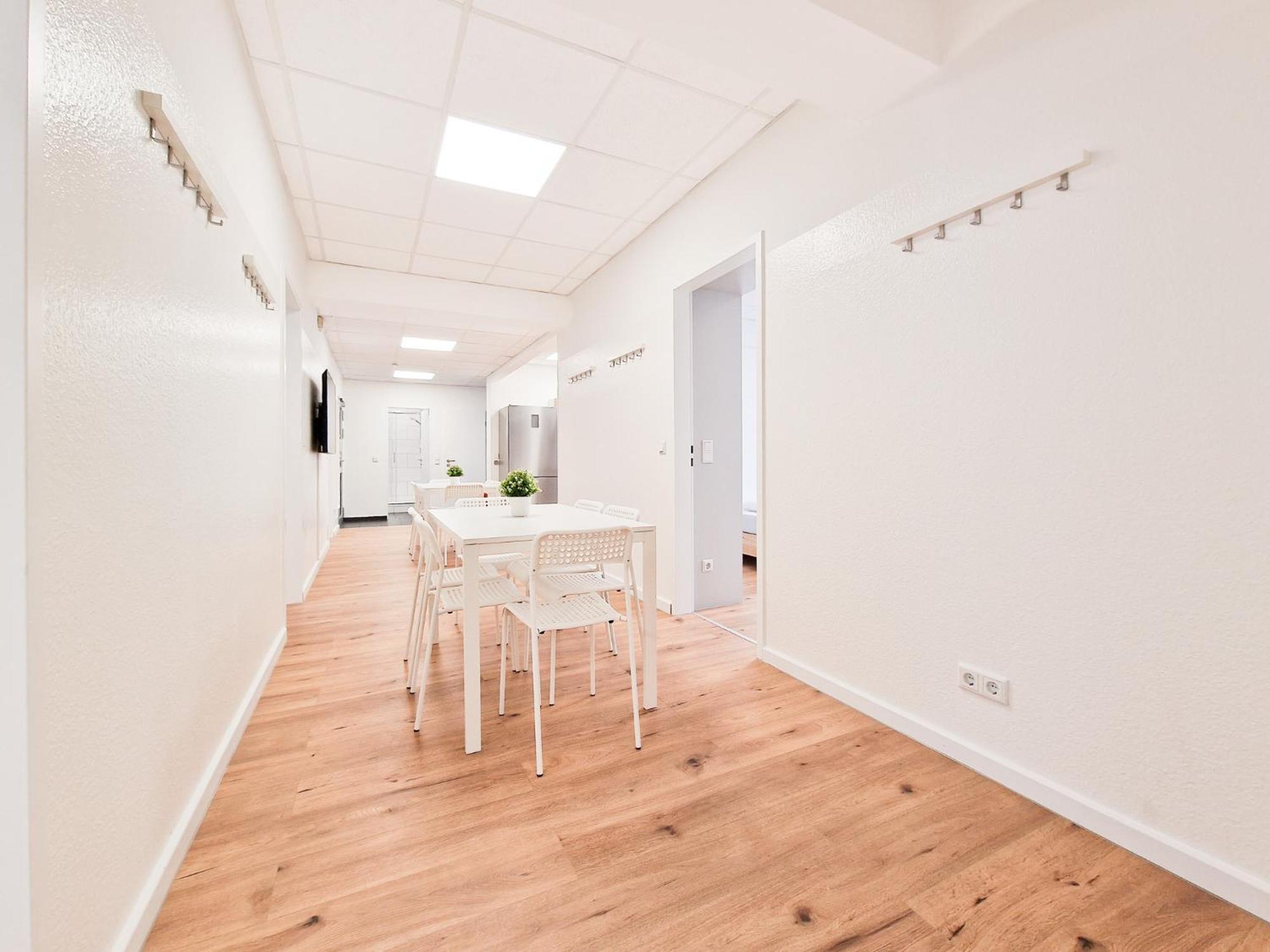 Raj Living - City Center Apartments With 5 Rooms - 10 Min Messe Dus Düsseldorf Exteriér fotografie